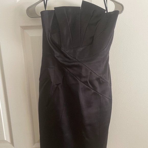 Michael Kors Black Satin Strapless Knee Length Sheath Dress Size 4 - Picture 1 of 6